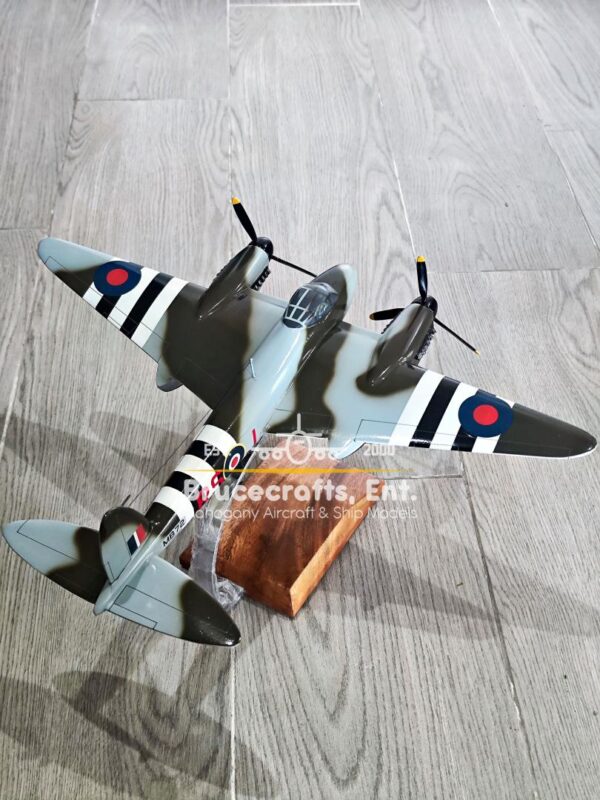 de Havilland DH.98 Mosquito MB72 - Image 6